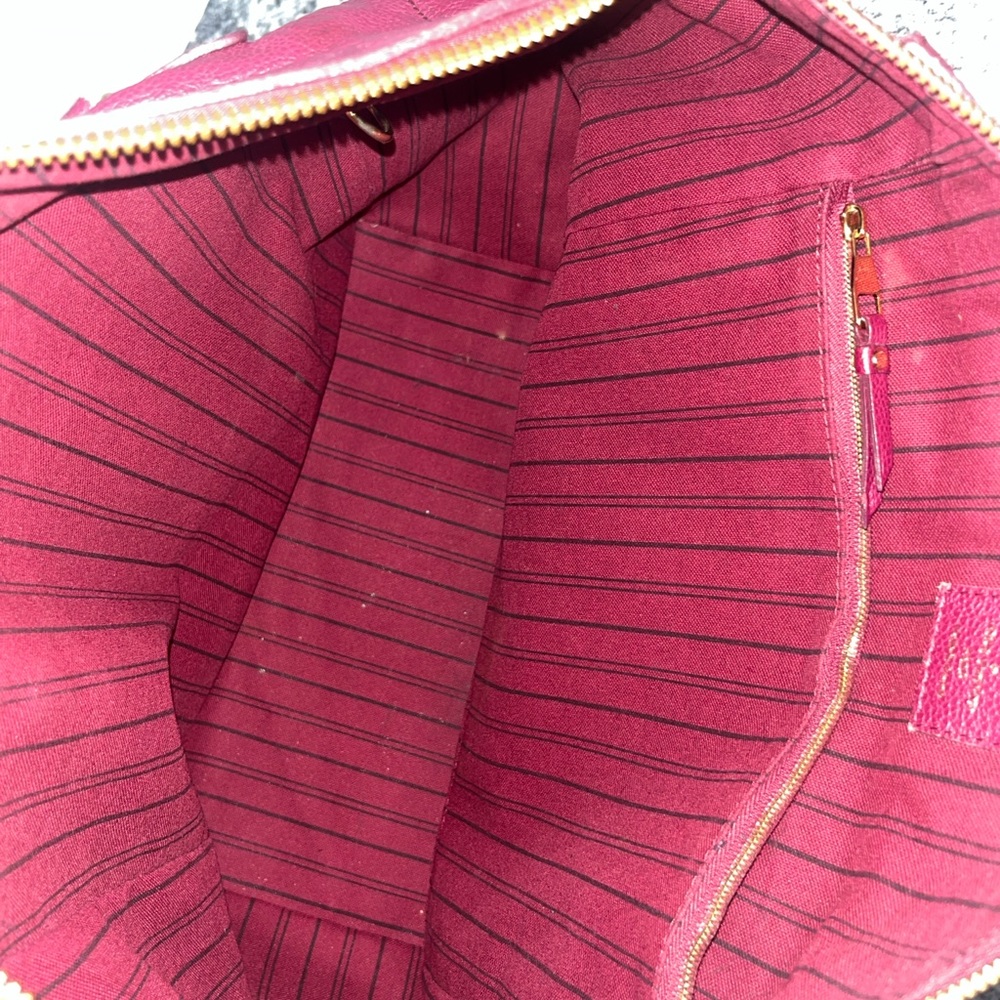 Louis Vuitton Vintage Empreinte Lumineuse PM - Burgundy Leather Tote Bag - Picture 6 of 15